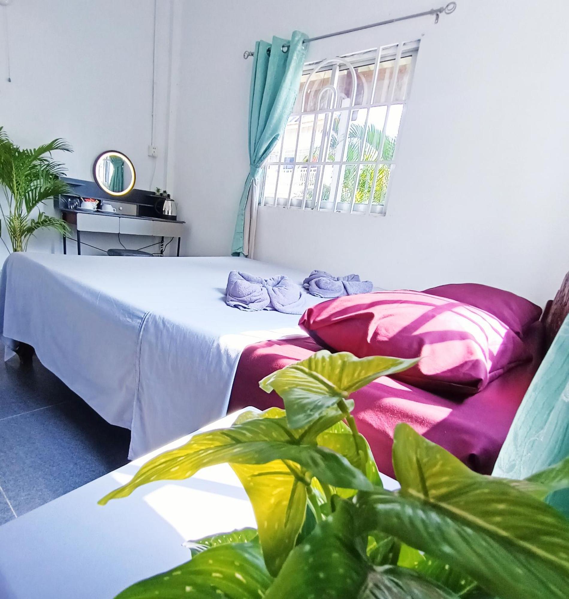 Sam'S Guesthouse M'Pai Bay 高龙撒冷岛 外观 照片
